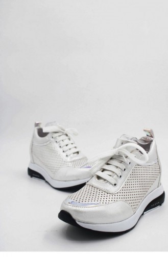 White Sneakers 00030.BEYAZ