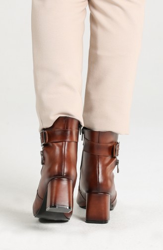 Women s Buckle Detailed Heeled Boots Sctk100-02 Tobacco 100-02