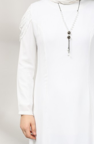 Büyük Beden Kolyeli Elbise 2134-02 Beyaz