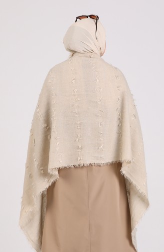 Creme Poncho 43500-02