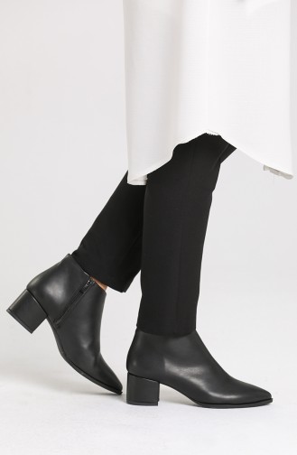 Black Boots-booties 08-01