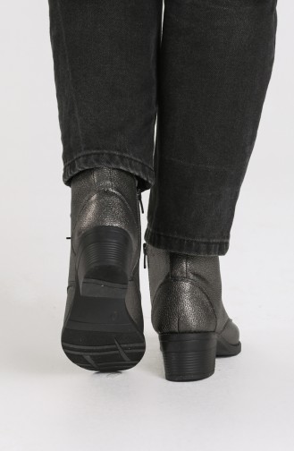 Platinum Boots-booties 02-01