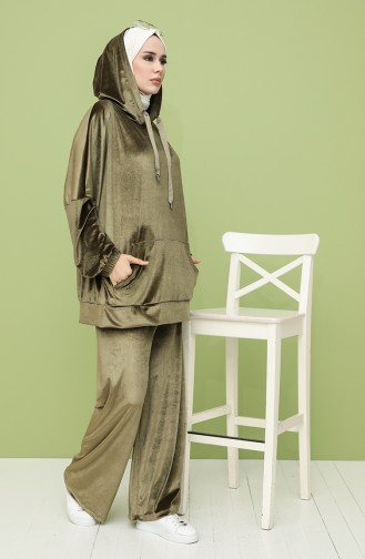 طقم كاكي 2323-04