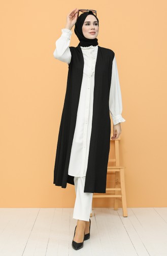 Black Waistcoats 1491-01