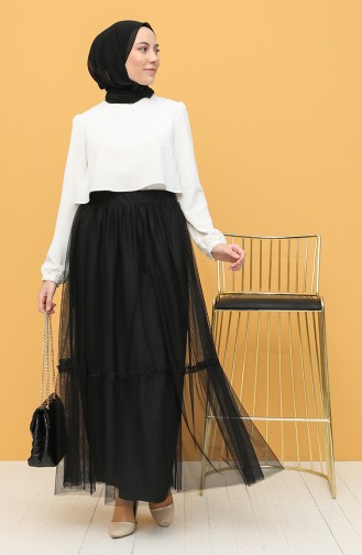 Black Skirt 2010-01