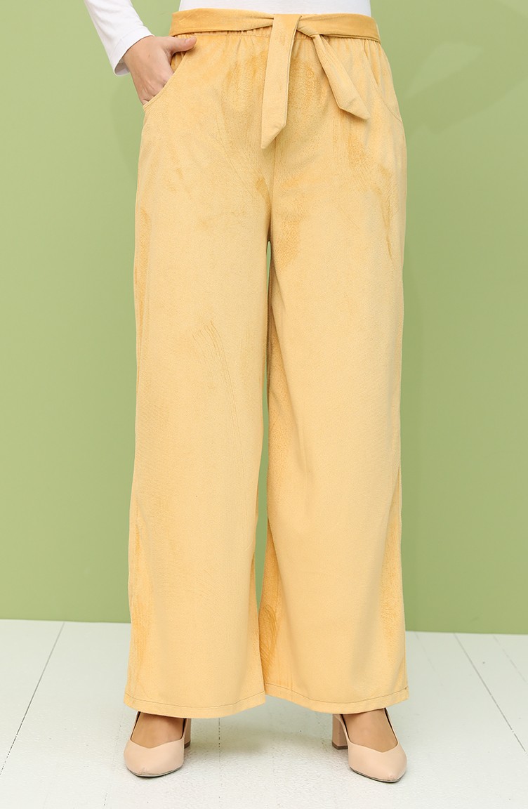 Yellow Pants 1010-02