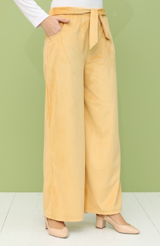Yellow Pants 1010-02