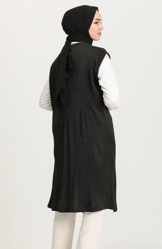 Black Waistcoats 8233-01