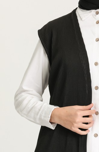 Black Waistcoats 8233-01