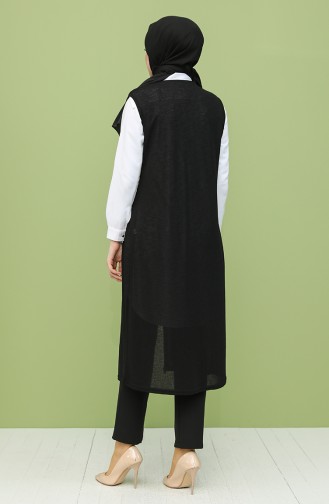 Black Waistcoats 1526-01