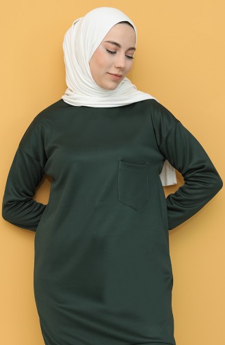 قميص رياضي أخضر زمردي 1571-08
