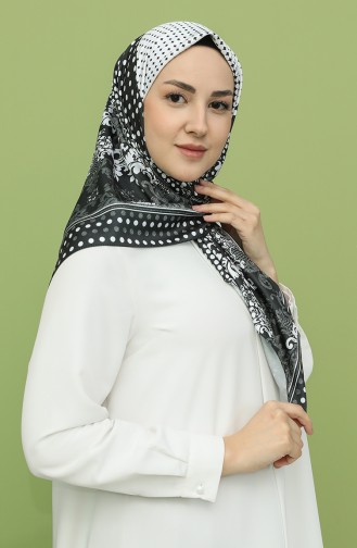 White Scarf 1000-01