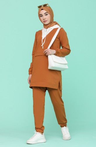 Tan Tracksuit 1880-01