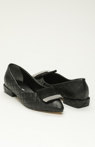 Black Woman Flat Shoe 3-4-05