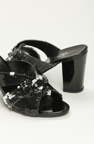 Black Summer slippers 11-8-02