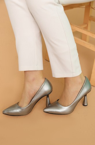 Platinum High-Heel Shoes 017-06