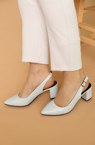 Ice Blue High-Heel Shoes 611-01