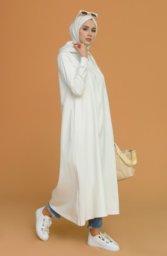 White Cape 111221-01