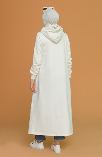 White Cape 111221-01