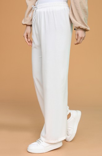 White Pants 4435-18