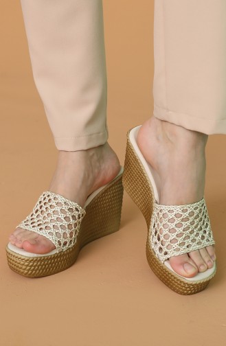 Beige Summer slippers 300D-01