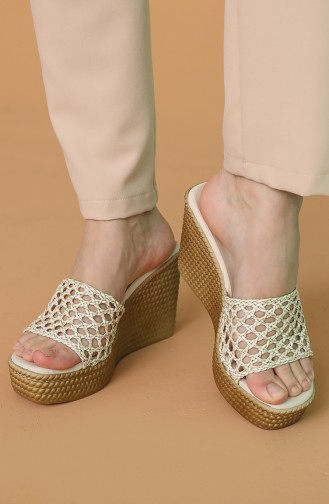 Beige Summer Slippers 300D-01