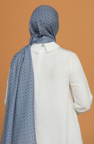 Gray Shawl 1000-700