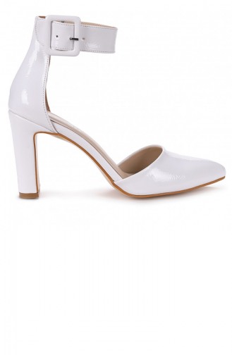 Woggo Pnt 451025 Kırışık Rugan 9 Cm Topuk Kadın Sandalet Ayakkabı Beyaz