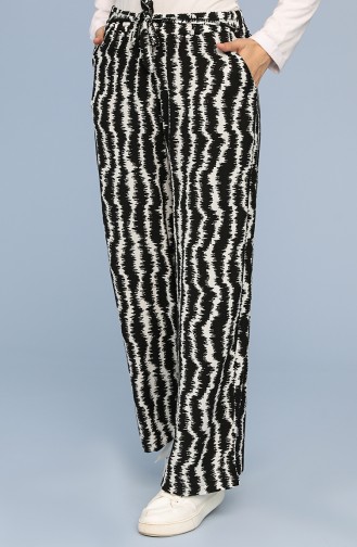 Büyük Beden Cepli Kuşaklı Bol Paça Pantolon 3011-01 Siyah Beyaz