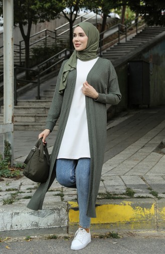 Khaki Strickjacke 2008-02