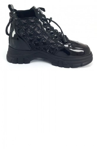 Black Sneakers 8400