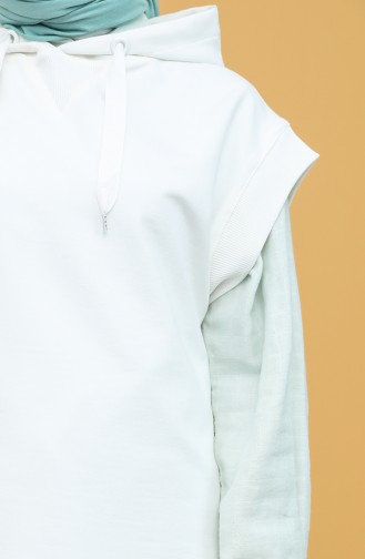 White Sweatshirt 6676-01