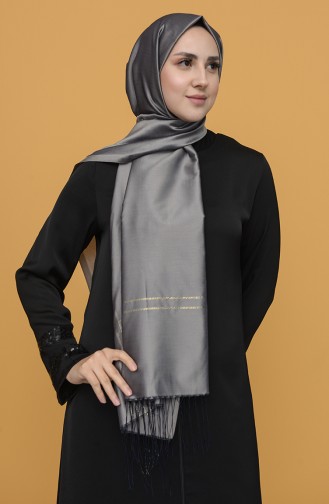 Gray Shawl 1010-02