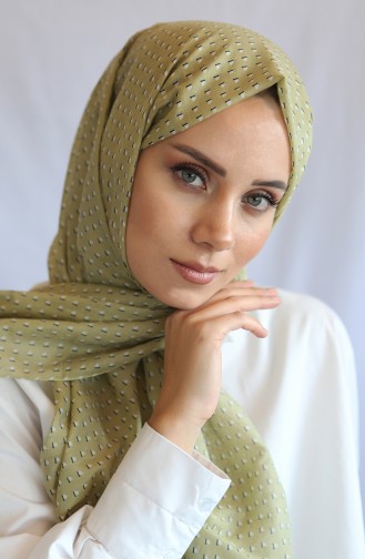 Gold Shawl 1790992-01