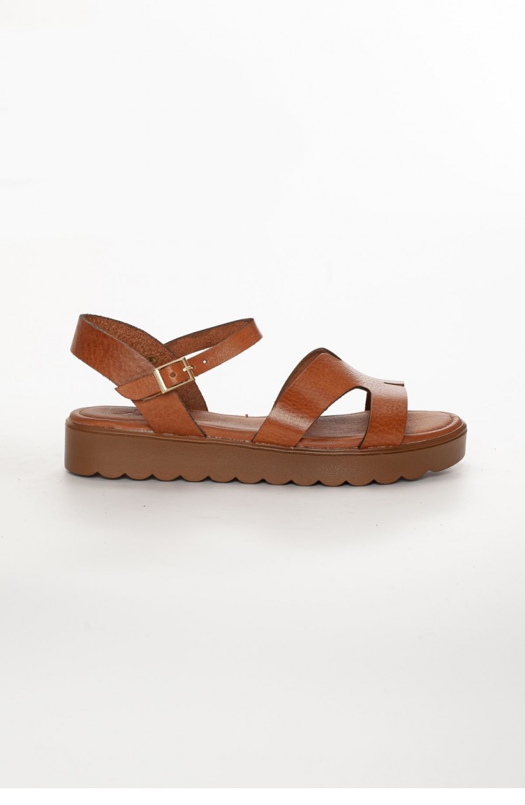 summer sandals tan
