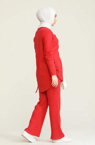 Red Suit 0006-08