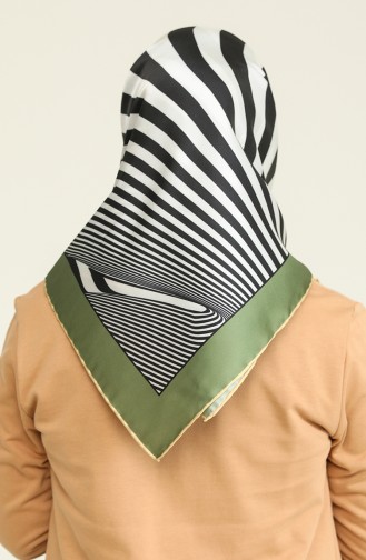 Geometrik Desen Black Seri Twill Eşarp Eşarp Askısı İle Birlikte 90X90 Cm Haki Yeşil Siyah Beyaz