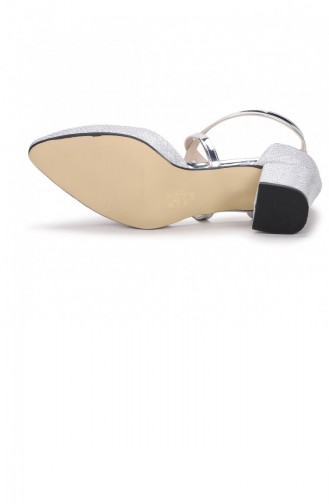 Silver Gray High-Heel Shoes 21YGELAYK000001_Gu