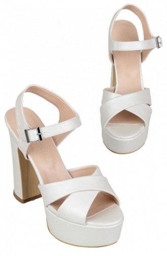 Ekru Kalın Platform Topuklu Yüksek Ayakkabı Margarita Beyaz