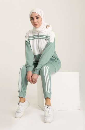 Green Almond Tracksuit 1016-02