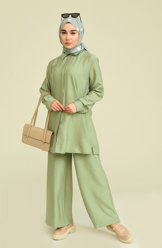 Mint Green Suit 2010-03
