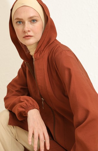 Brown Cape 0210-08