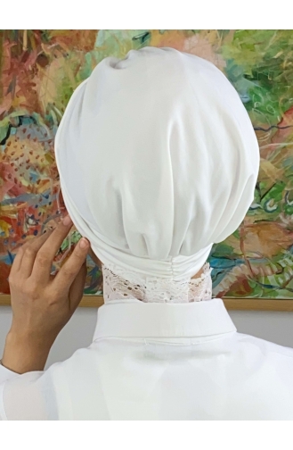 White Ready to Wear Turban 33NZL7052233-01