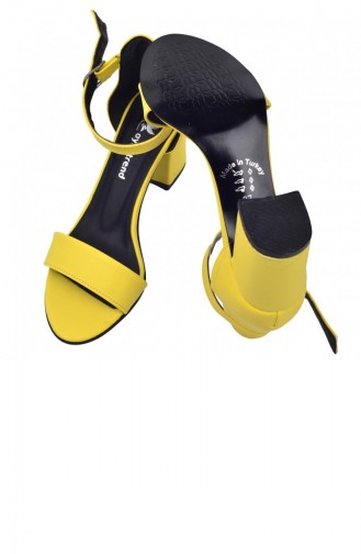 Ayakland 2013 05 Cilt 7 Cm Topuk Bayan Sandalet Ayakkabı Sarı