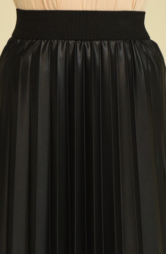 Black Skirt 7010-04