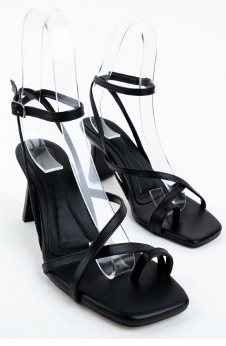 Chelsea Siyah Parmak Arası Sandalet Topuklu Ayakkabı Siyah