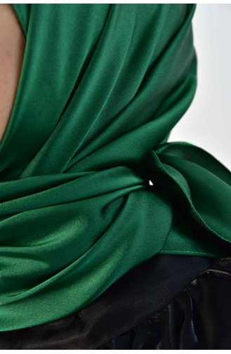 Green Scarf 00007-15