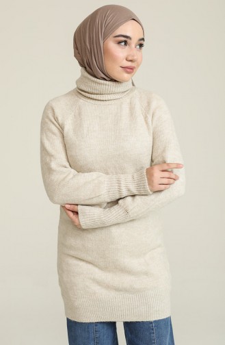 Beige Sweater 2004-02