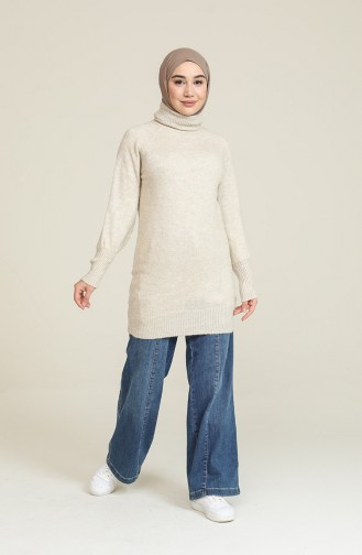 Beige Sweater 2004-02