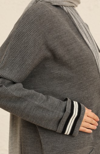 Grau Strickjacke 2026-01